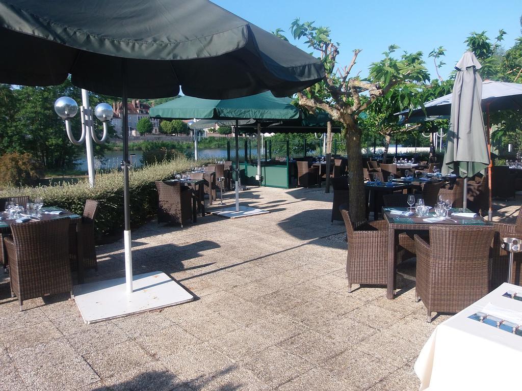 Hotel Restaurant Le Rive Gauche Joigny Exterior photo